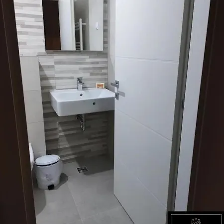 Clasificat - Cazare Grupuri Ap 2dormitoare Si Living - Vouchere, Factura, Petfriendly, Adminro Srl * Braşov