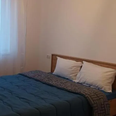 Appartement Clasificat - Cazare Grupuri Ap 2dormitoare Si Living - Vouchere, Factura, Petfriendly, Adminro Srl