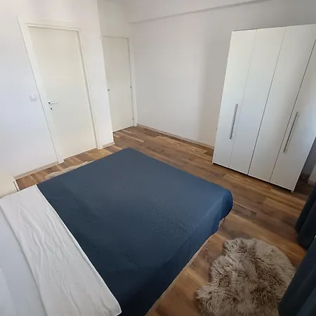 Clasificat - Cazare Grupuri Ap 2dormitoare Si Living - Vouchere, Factura, Petfriendly, Adminro Srl Appartement Braşov